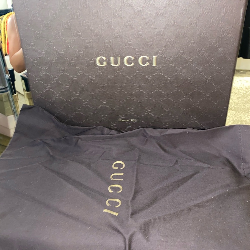 Authentic Gucci boots - Picture 5 of 7